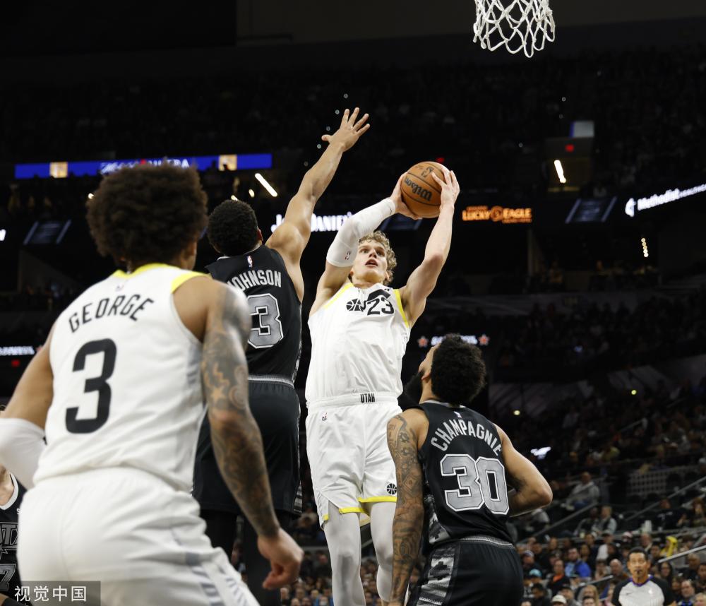 他不仅拥有 他不仅拥有