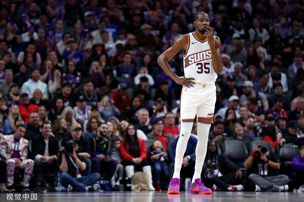 隨著時代進 隨著時代進