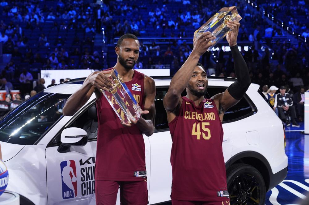 尽管詹姆斯 尽管詹姆斯